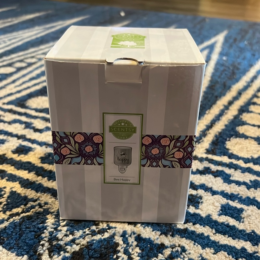 Bee happy wax warmer